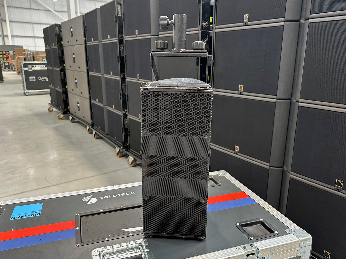 d&b audiotechnik T10 Used Line Array/Point Source Cabinet