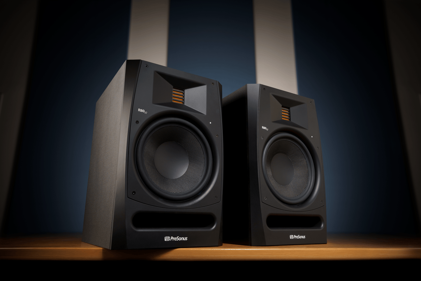 PreSonus R80 MKII 8-inch AMT Powered Studio Monitor - Solotech
