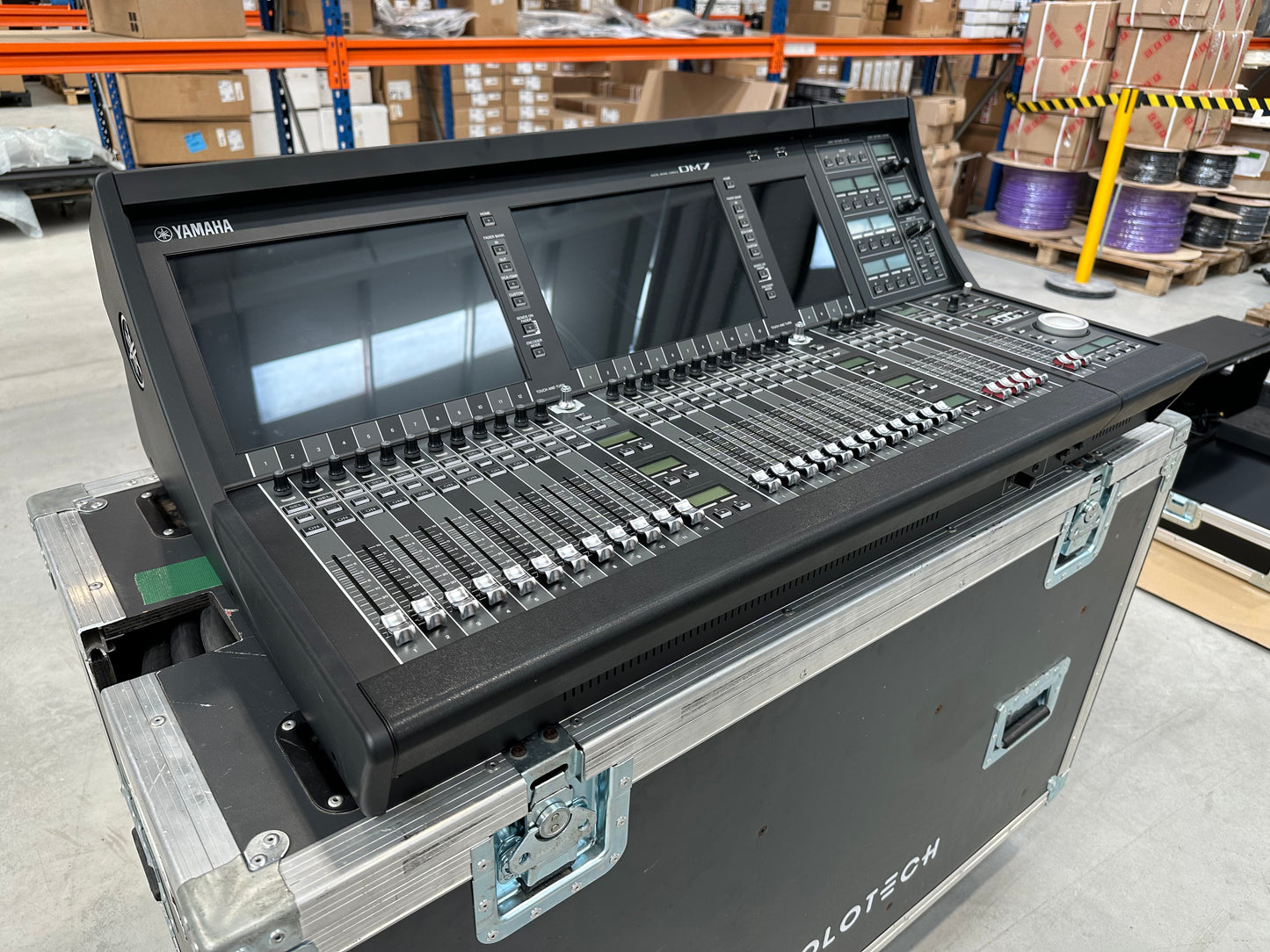 Ex-Demo Yamaha DM7 with DM7 Control Expansion Controller