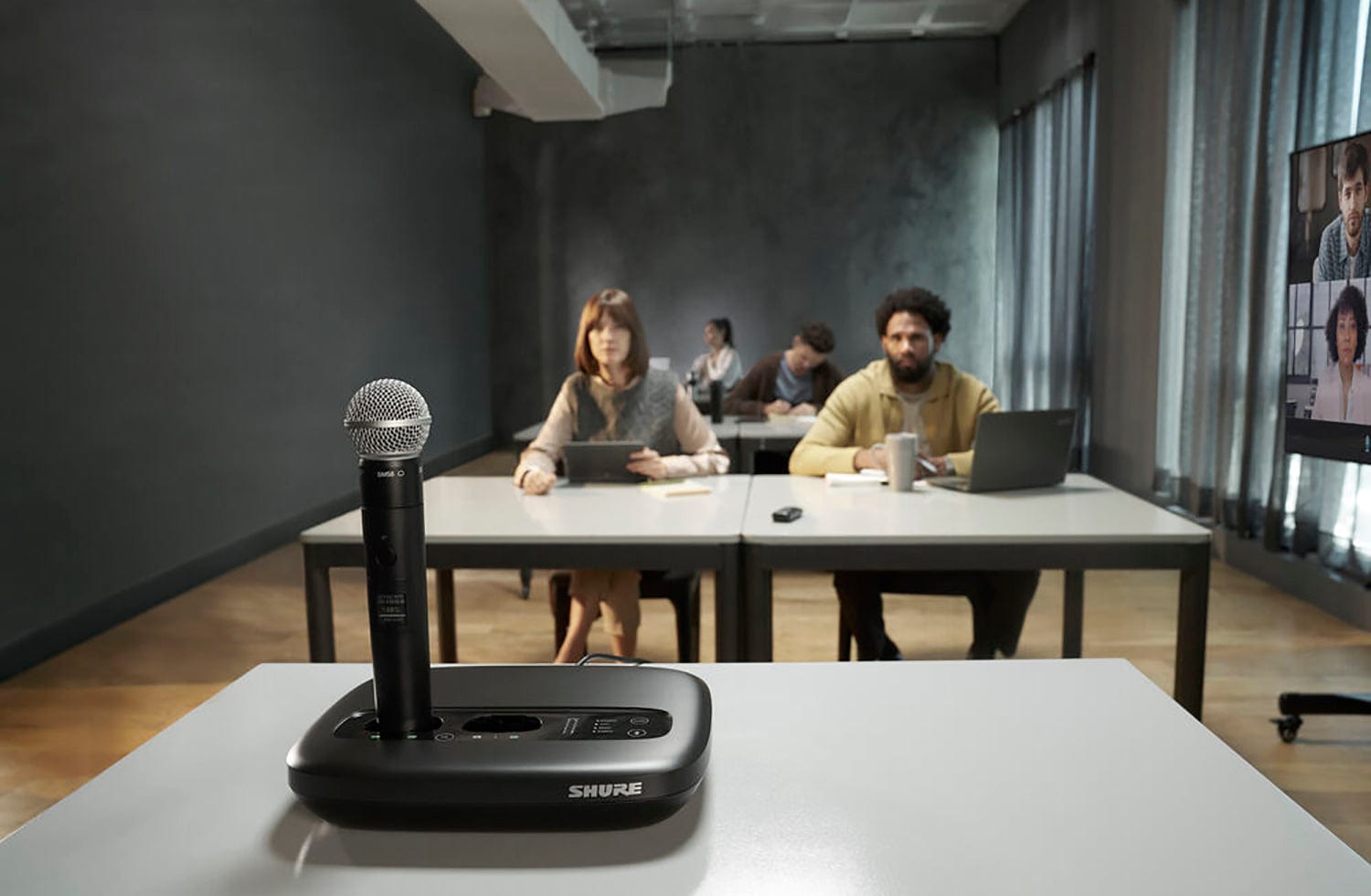 Shure MXW2X/SM58=-Z10 Handheld Wireless Transmitter with SM58
