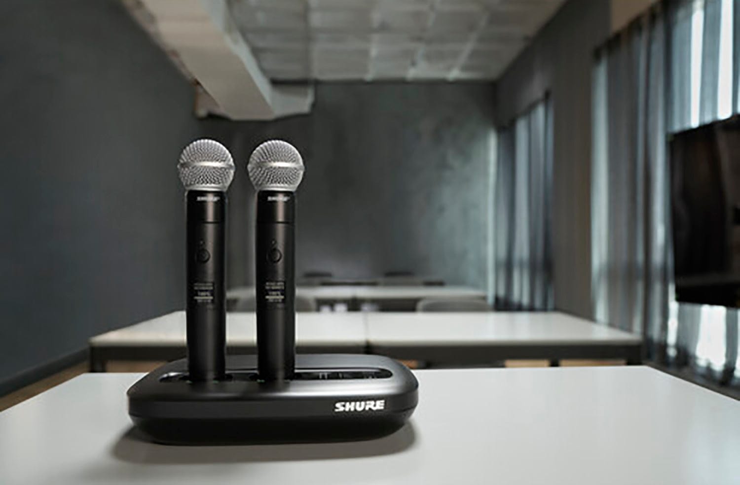 Shure MXW2X/SM58=-Z10 Handheld Wireless Transmitter with SM58