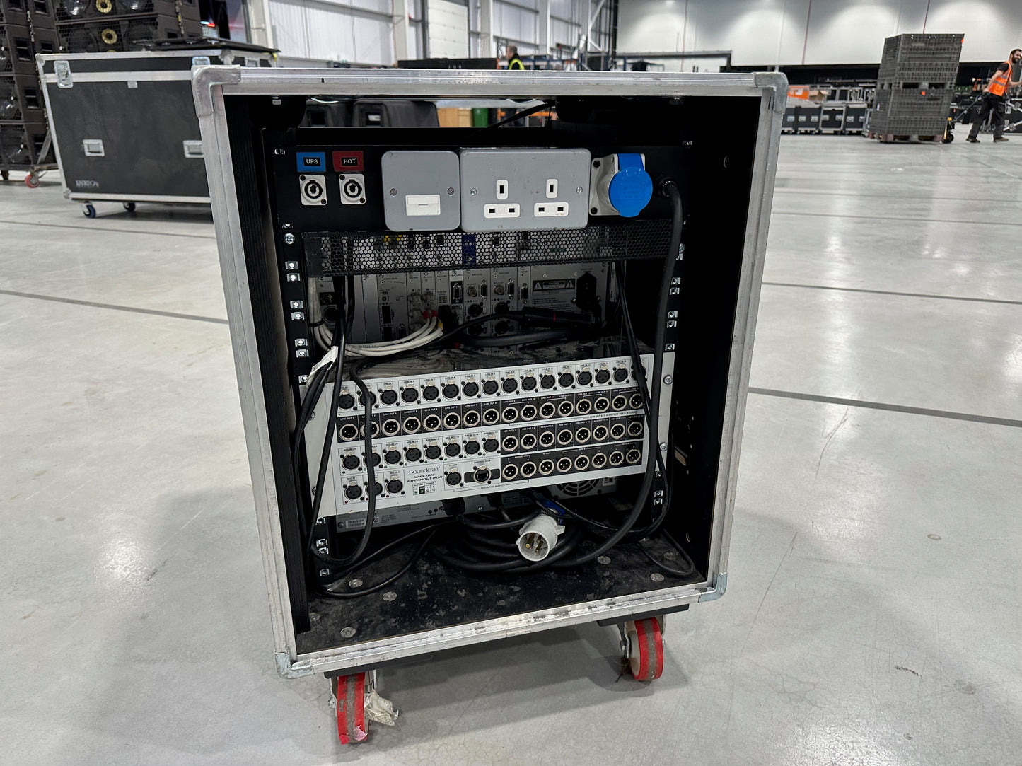 Soundcraft Vi5000 Used Package