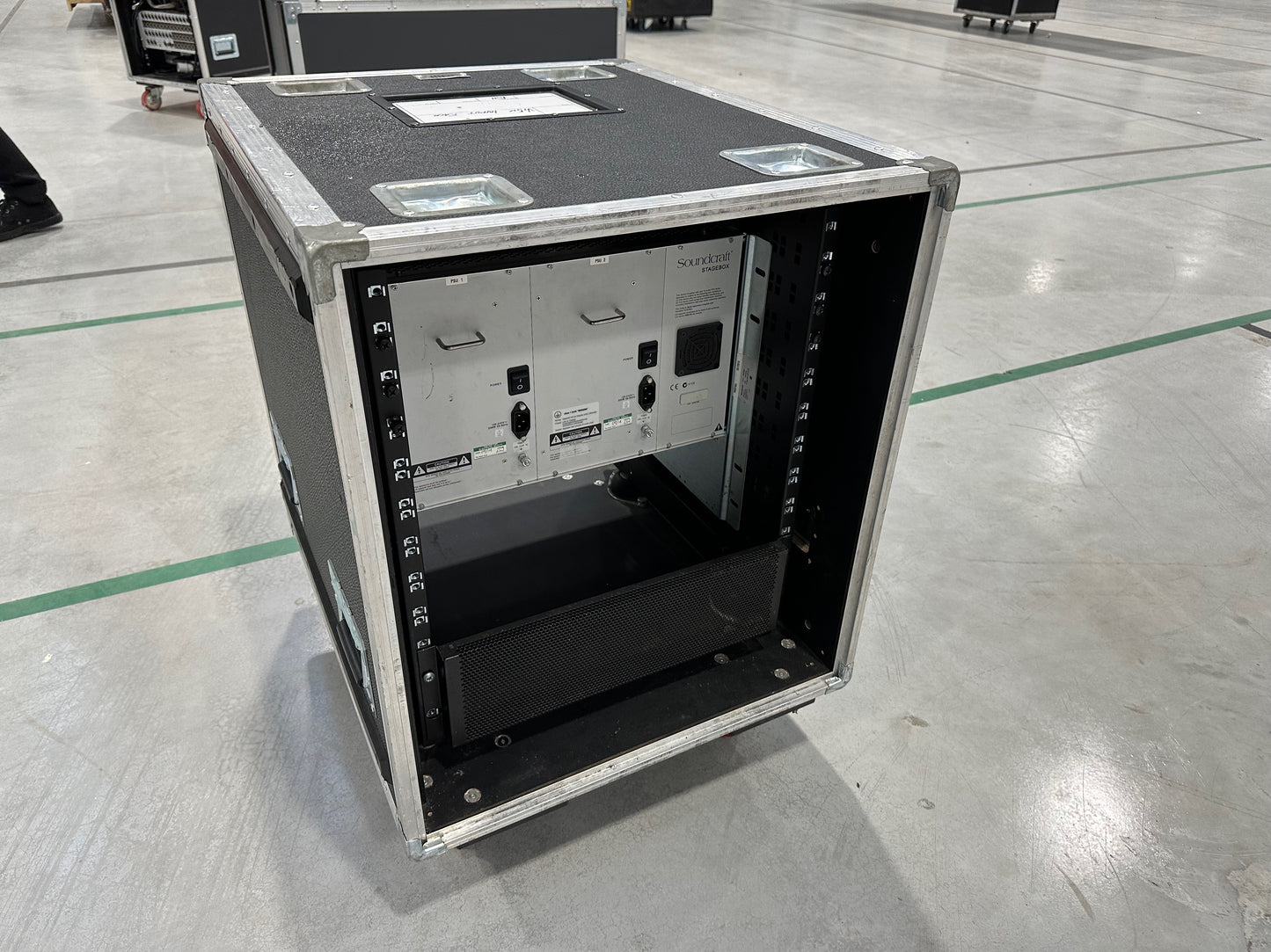 Soundcraft Vi5000 Used Package