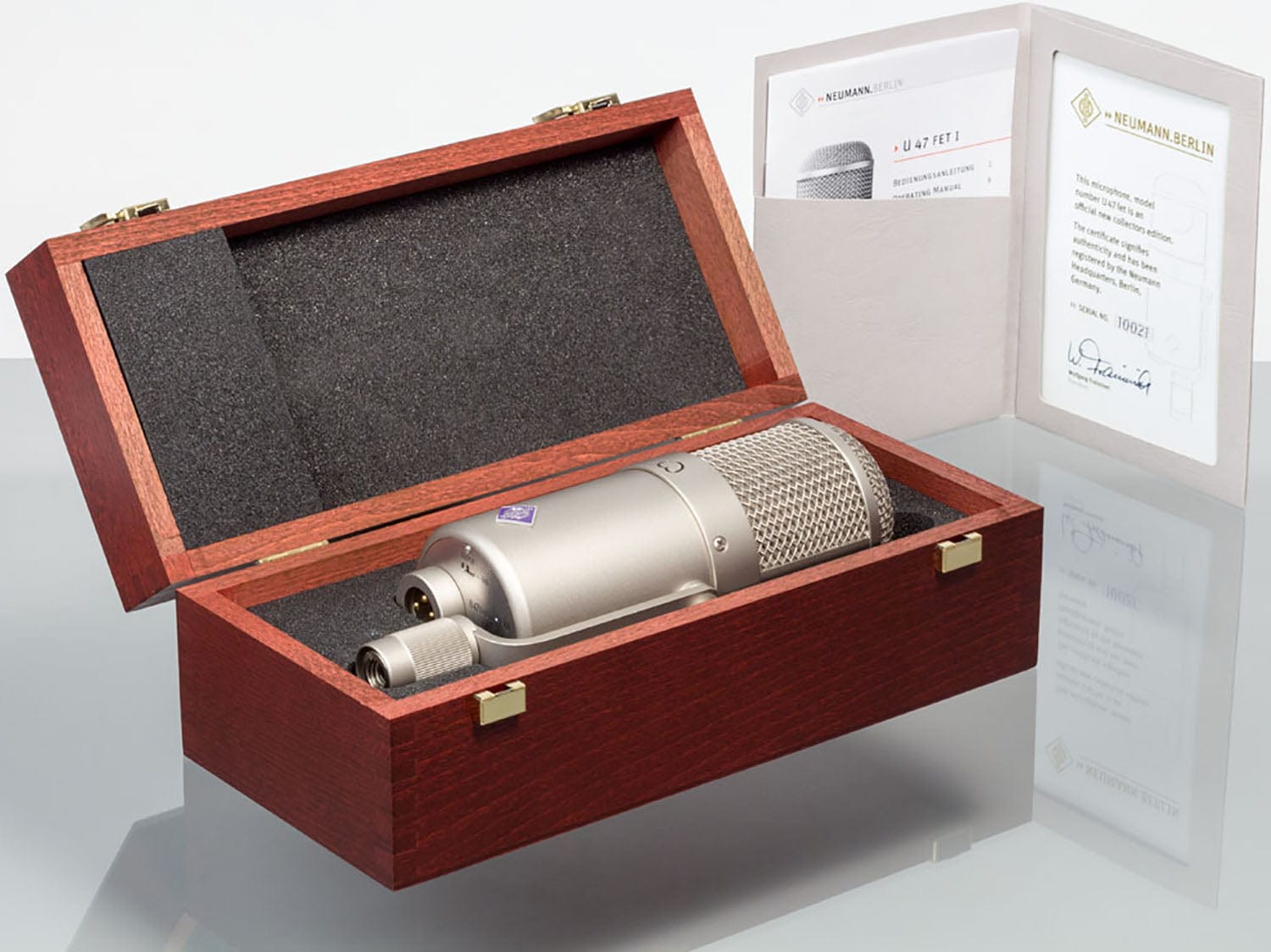 Neumann U-47-FET Collector's Edition Condenser Microphone with Wooden Case and Certificate - PSSL ProSound and Stage Lighting