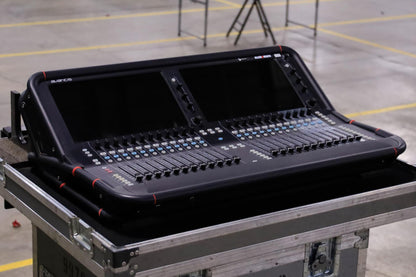 Allen & Heath Avantis Digital Console Used package