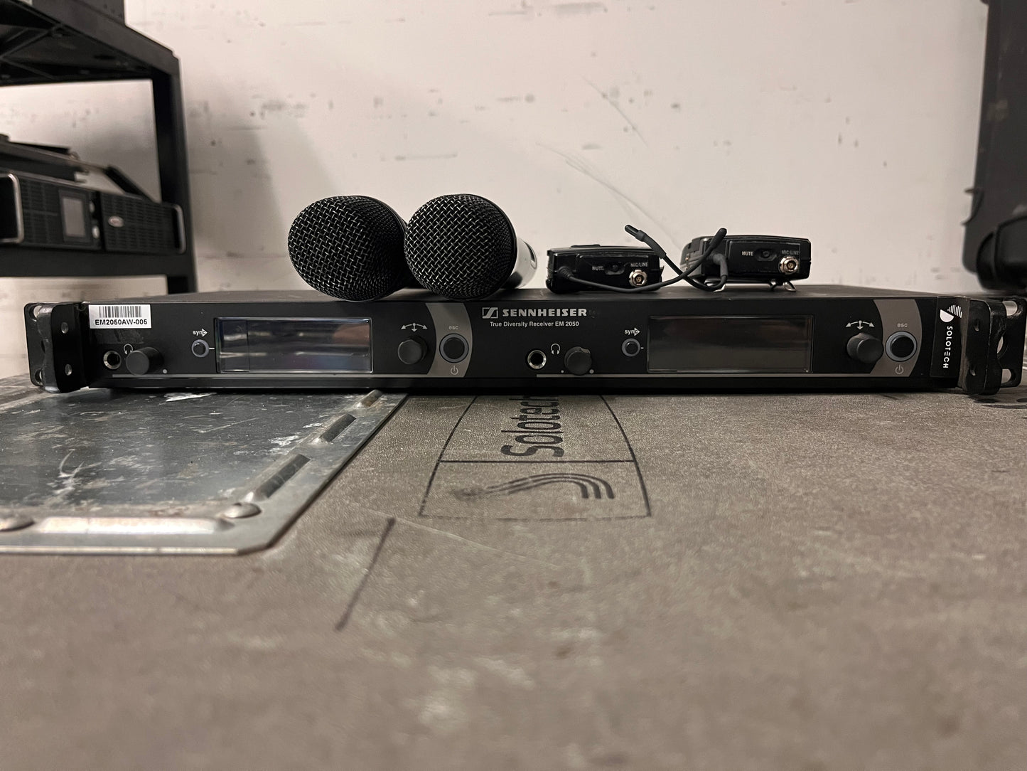 Sennheiser EM 2050-AW Dual receiver Used Package