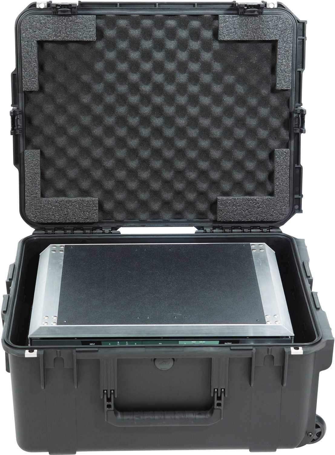 SKB 3I-2217-103U Case with Removeable 3U Rack Cage - Solotech