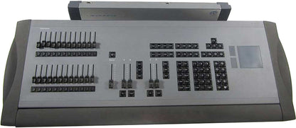 ETC Express 250 Lighting Console w/ Flight Case - Solotech