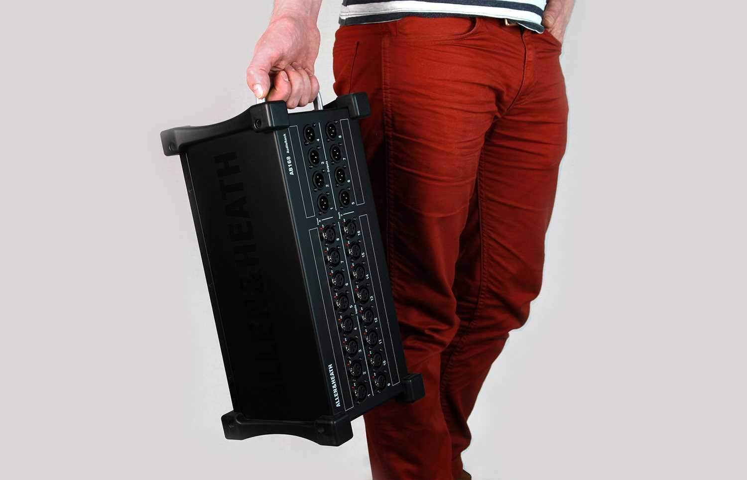 Allen & Heath AB168 Boîtier de scène numérique pour systèmes