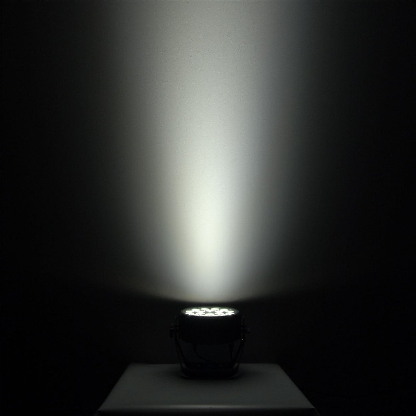 Chauvet COLORdash Par Tri 8 VW Par Style LED Wash - Solotech