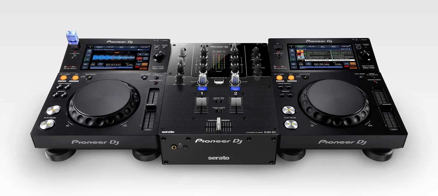 Pioneer DJ DJM-S3 2-Channel Mixer for Serato DJ