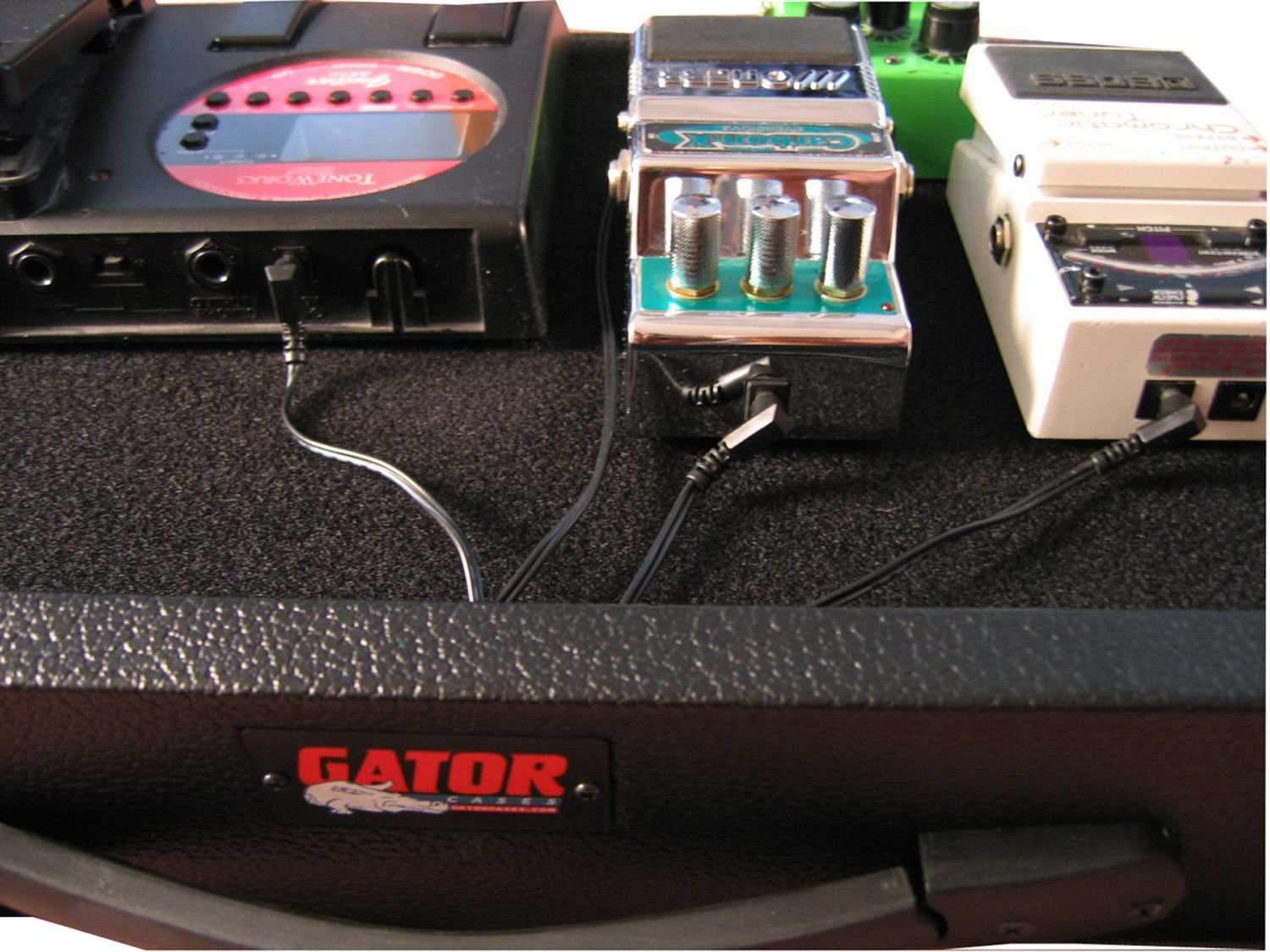 Gator GPTBLPWR Pedal Board with Carry Bag & Power Supply - ProSound and Stage Lighting