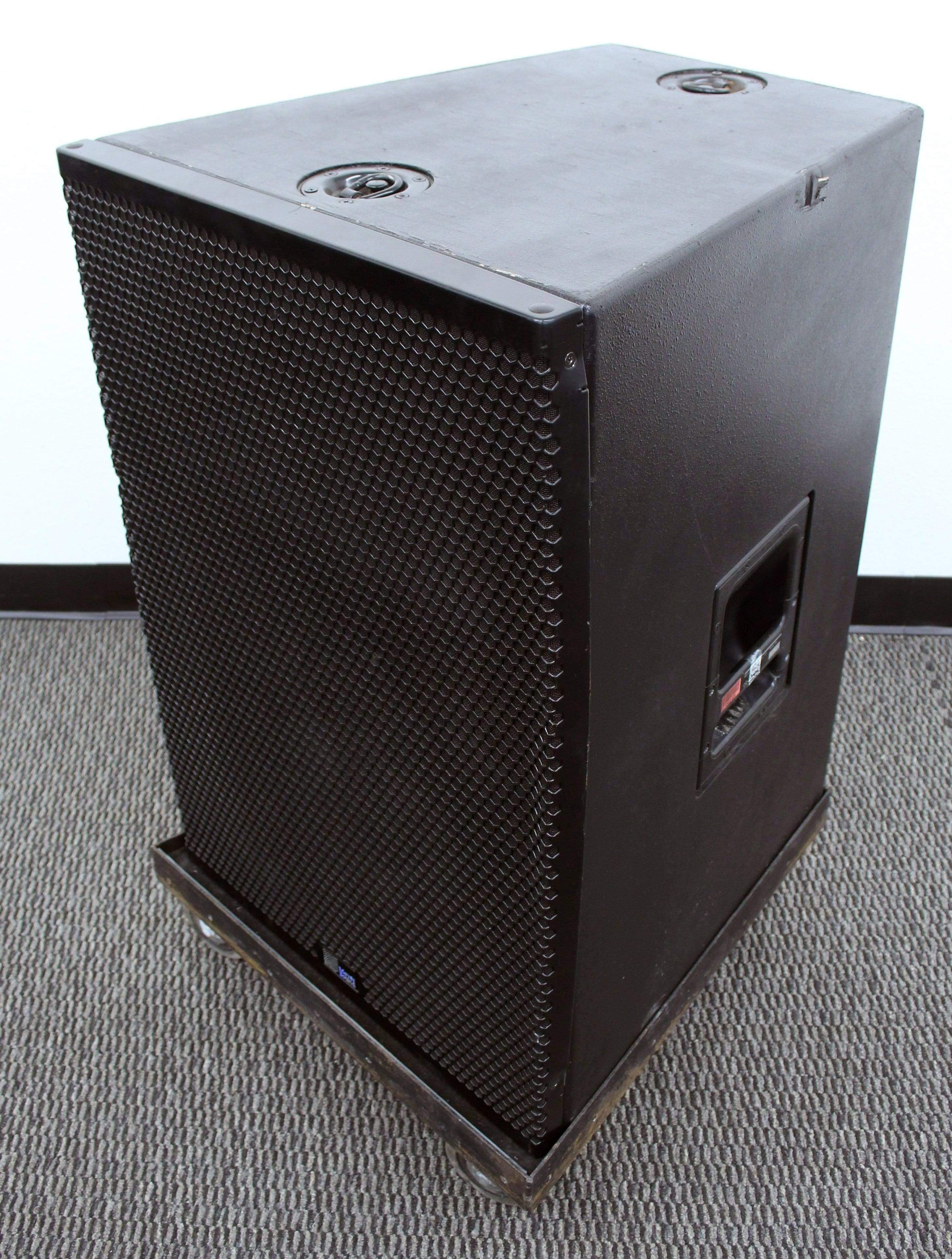 Meyer Sound CQ2 Self Powered Speaker – Solotech