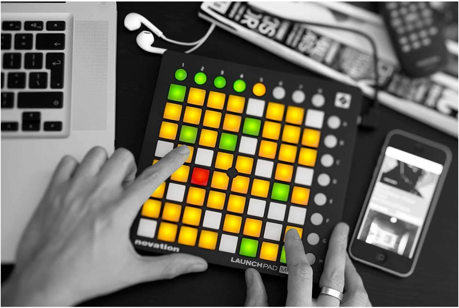 Novation Launchpad Mini Mk2 USB Midi Controller - PSSL ProSound and Stage Lighting