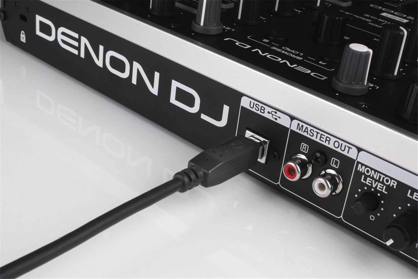 Denon DJ MC2000 Serato DJ Intro - DJ Controller - PSSL ProSound and Stage Lighting