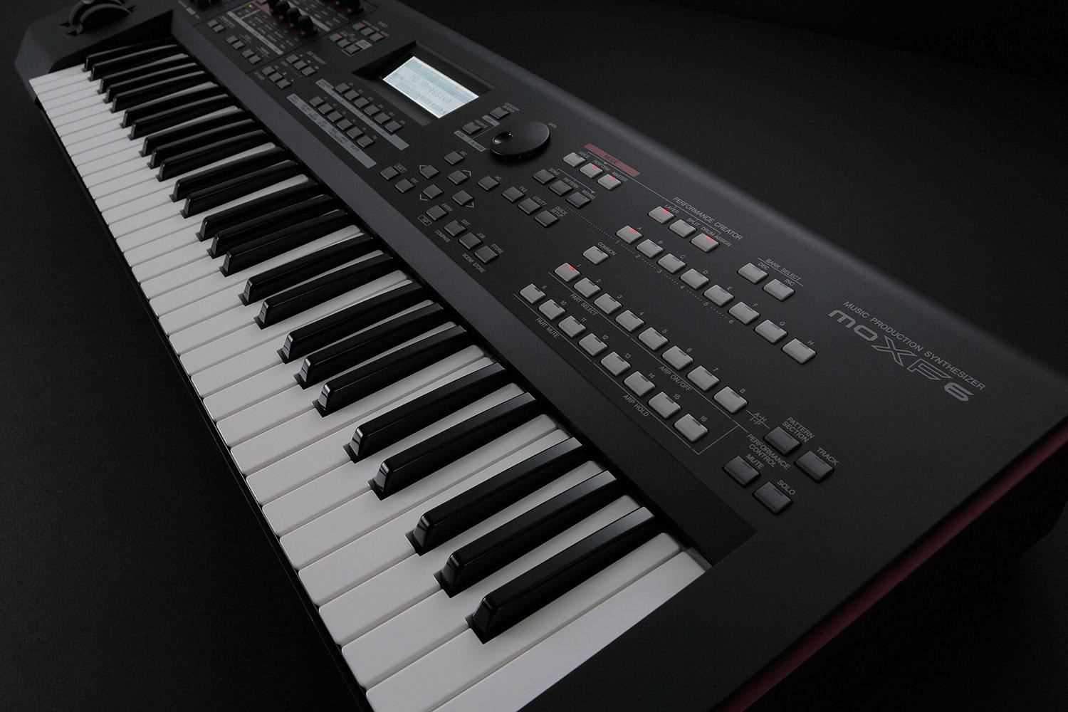 Yamaha MOXF6 61 Key Semi-Weighted Keyboard Synth - PSSL ProSound and Stage Lighting