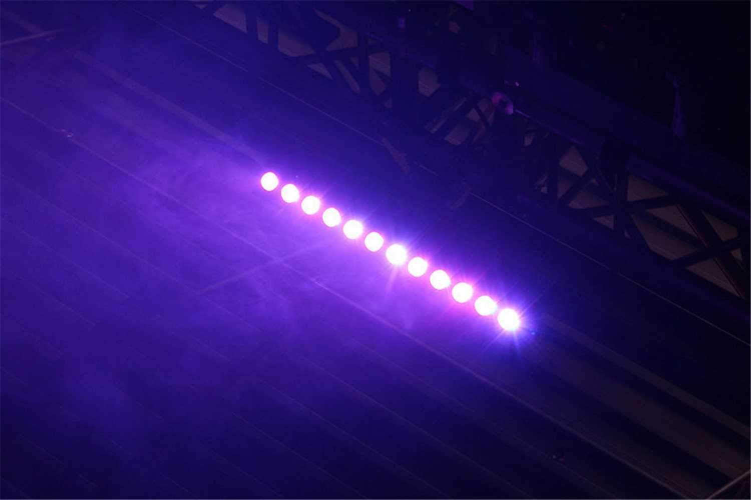 Blizzard SkyBar EXA RGBAW Plus UV Battery LED Light - PSSL ProSound and Stage Lighting