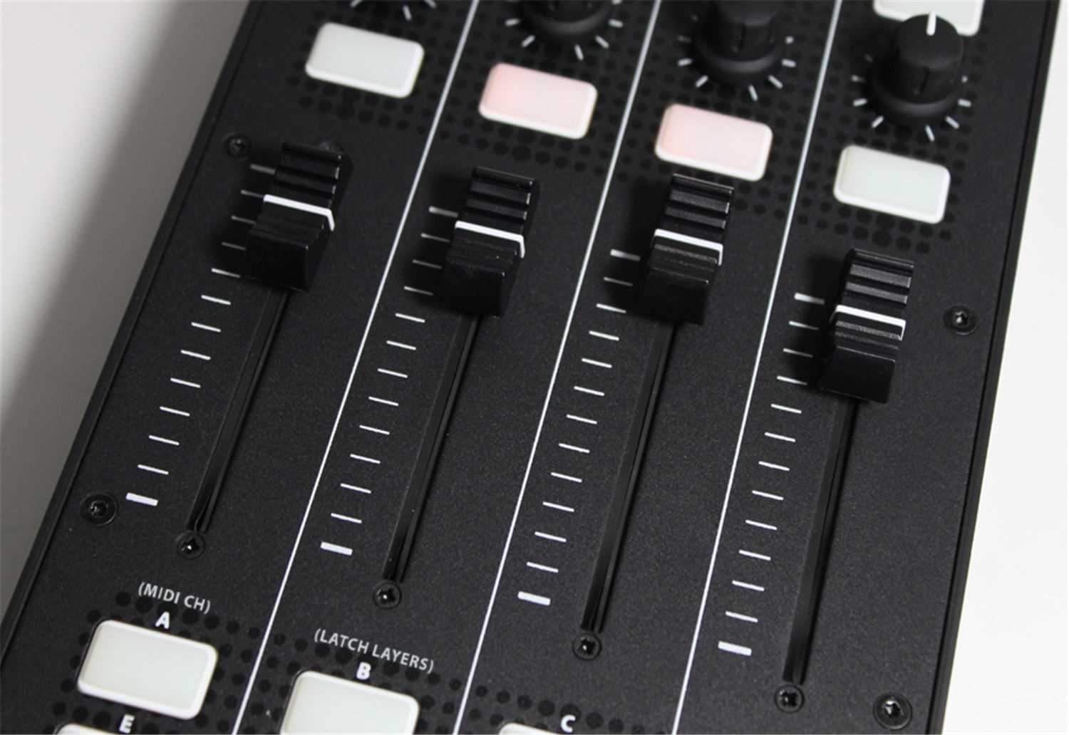 Allen & Heath XONE K2 MIDI/USB DJ Controller | Solotech