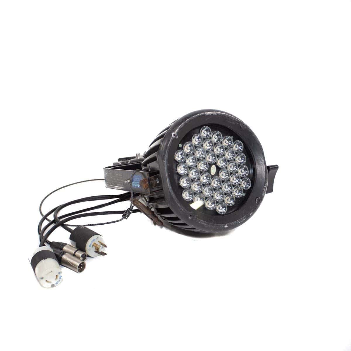 Theatrixx xFocus PAR 36 RGB IP65 LED Fixture - Solotech